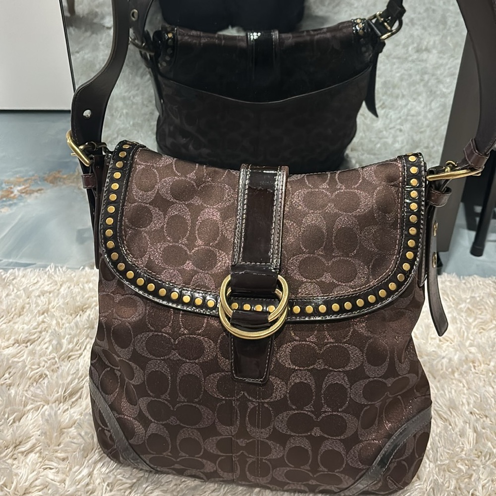 Set (2 pc) Coach Studded Lurex Flap Duffel & Matching Wristlet - Picture 6 of 16